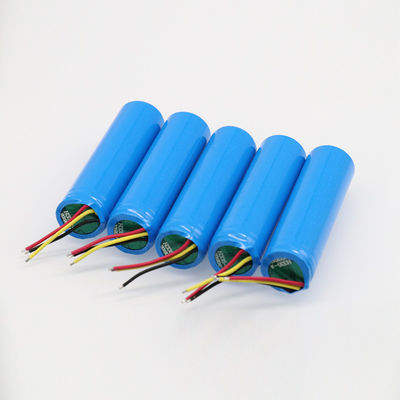UN38.3 bersertifikat 3,7 V 2400mah 18650 Baterai Isi Ulang Dengan Flat Top 0,05kg