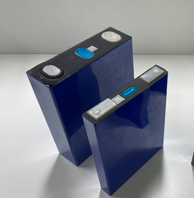 Lifepo4 12.8v 12v 100ah Baterai Lithium Ion Suhu Tinggi IP55